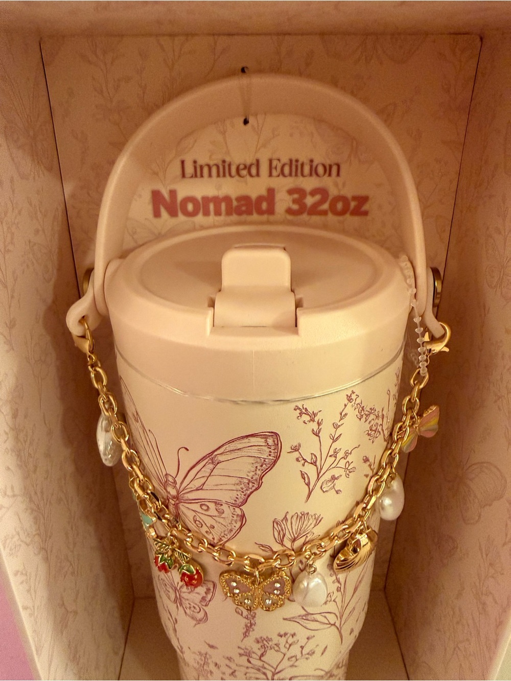 *LIMITED EDITION* HydraPeak Nomad 32 oz Butterfly Charm Travel Tumbler - NIB 🩷 - Picture 4 of 7